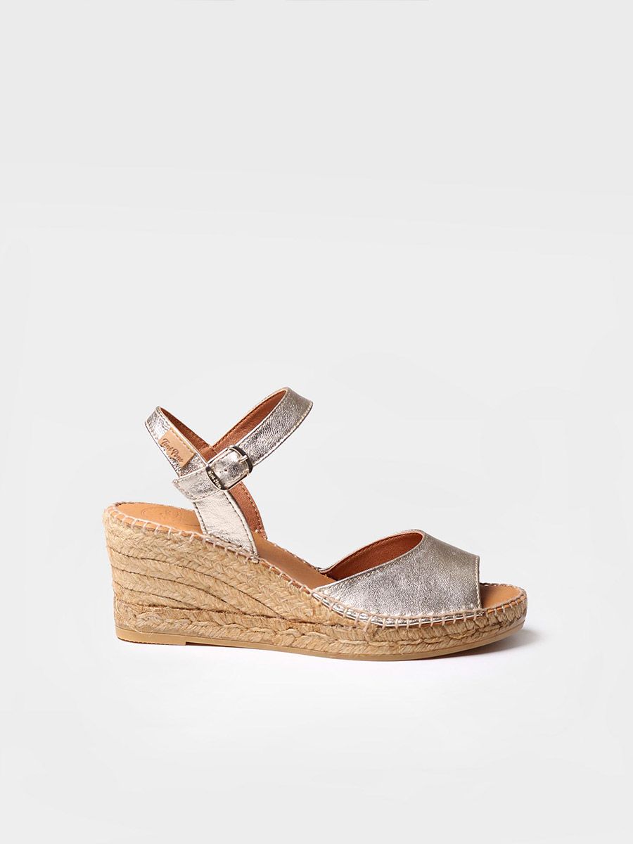 Zapatillas abiertas doradas | SIA-P
