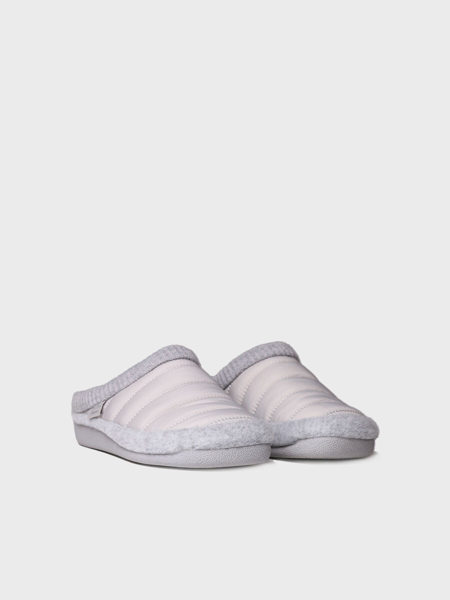 Zapatilla tipo zueco para mujer en tejido acolchado y fieltro | MORA-TK