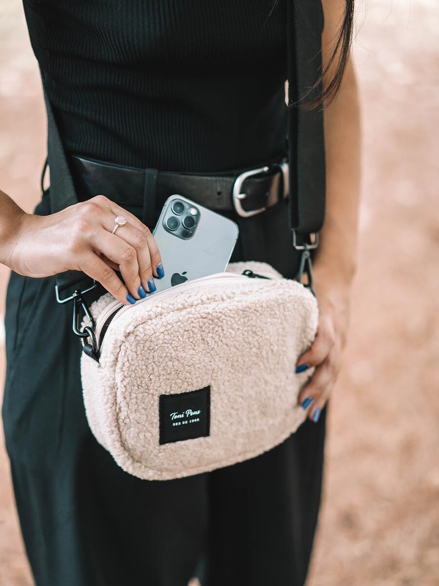 Bolso bandolera de mujer tipo borrego | GIANNA