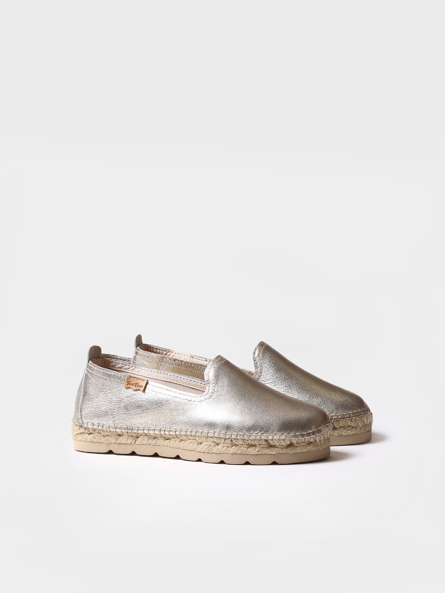 Zapatillas cerradas doradas | AURORA