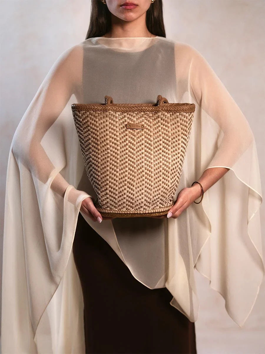 BEGUR80 - Bolso en piel trenzada para mujer