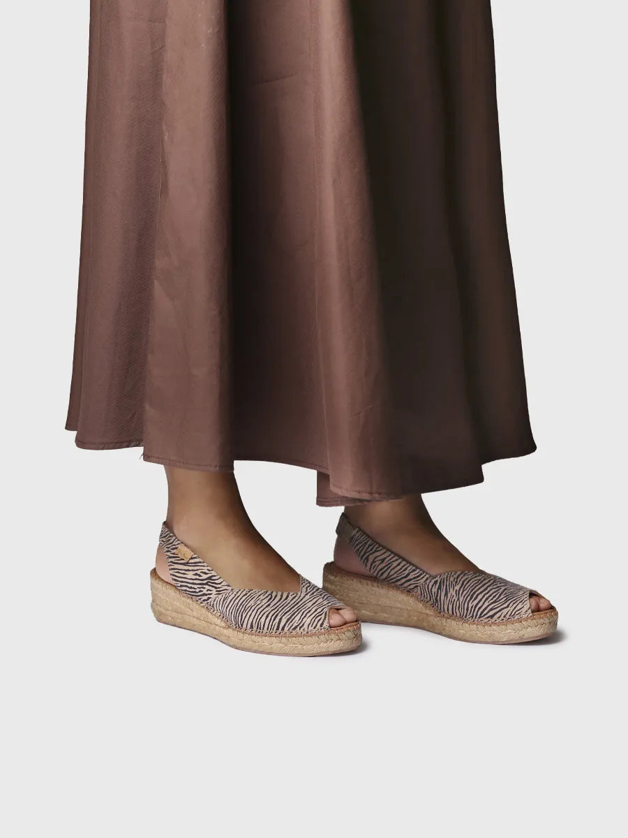 Alpargatas de cuña de mujer en piel animal print | BERNIA-ZB
