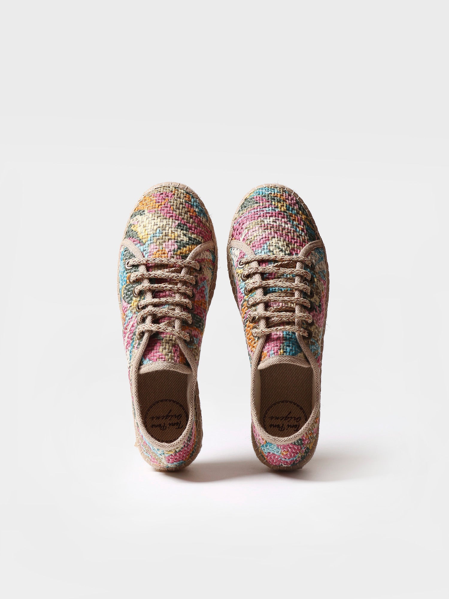 Alpargata cerrada de cordones | FAR-PK