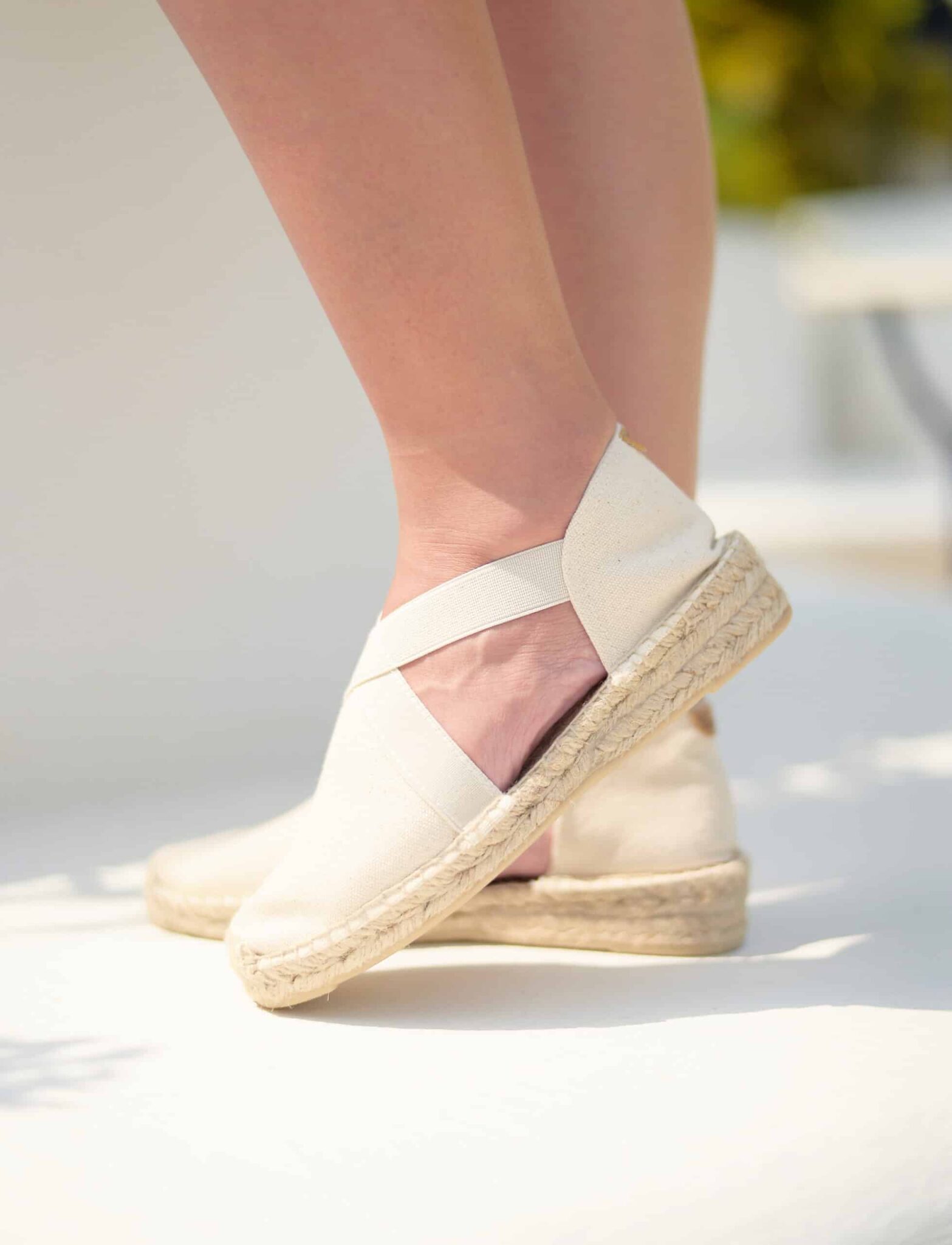 Sandalias cerradas para mujer | ELASTIC